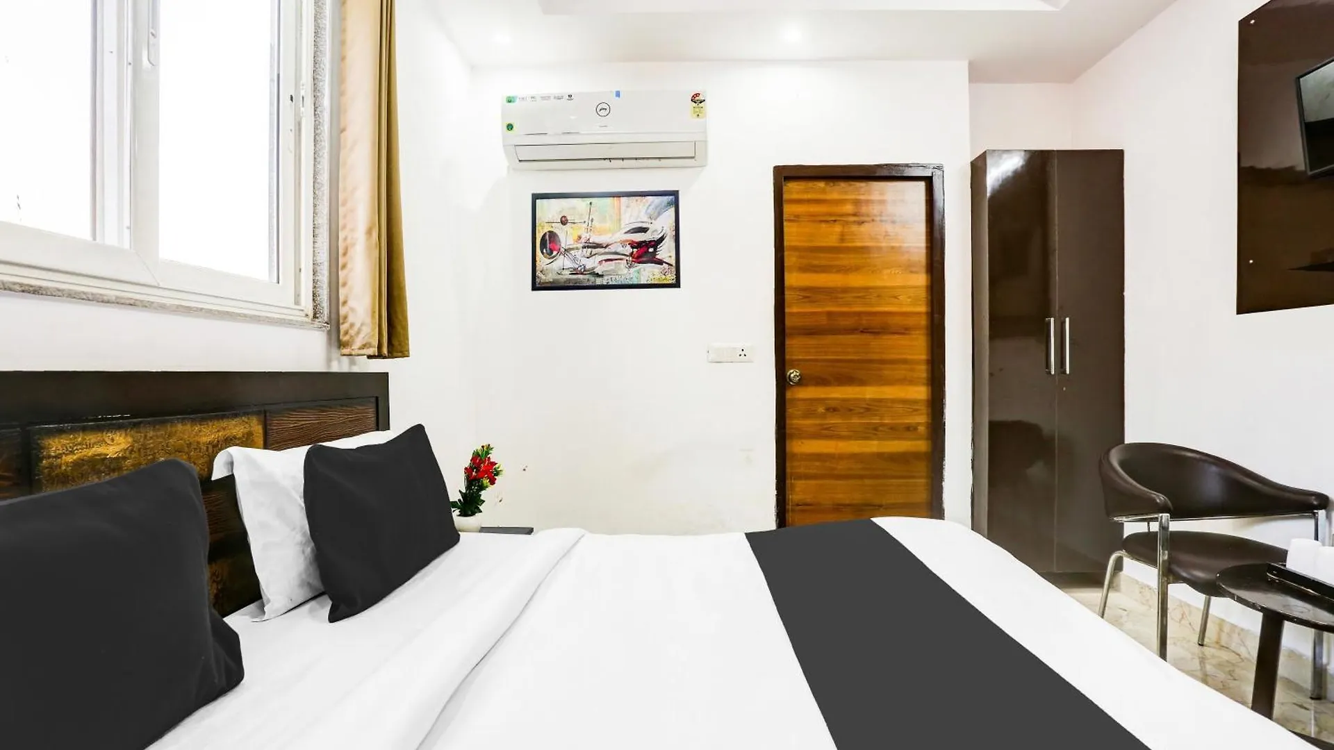 Hotel O Stay International New Delhi