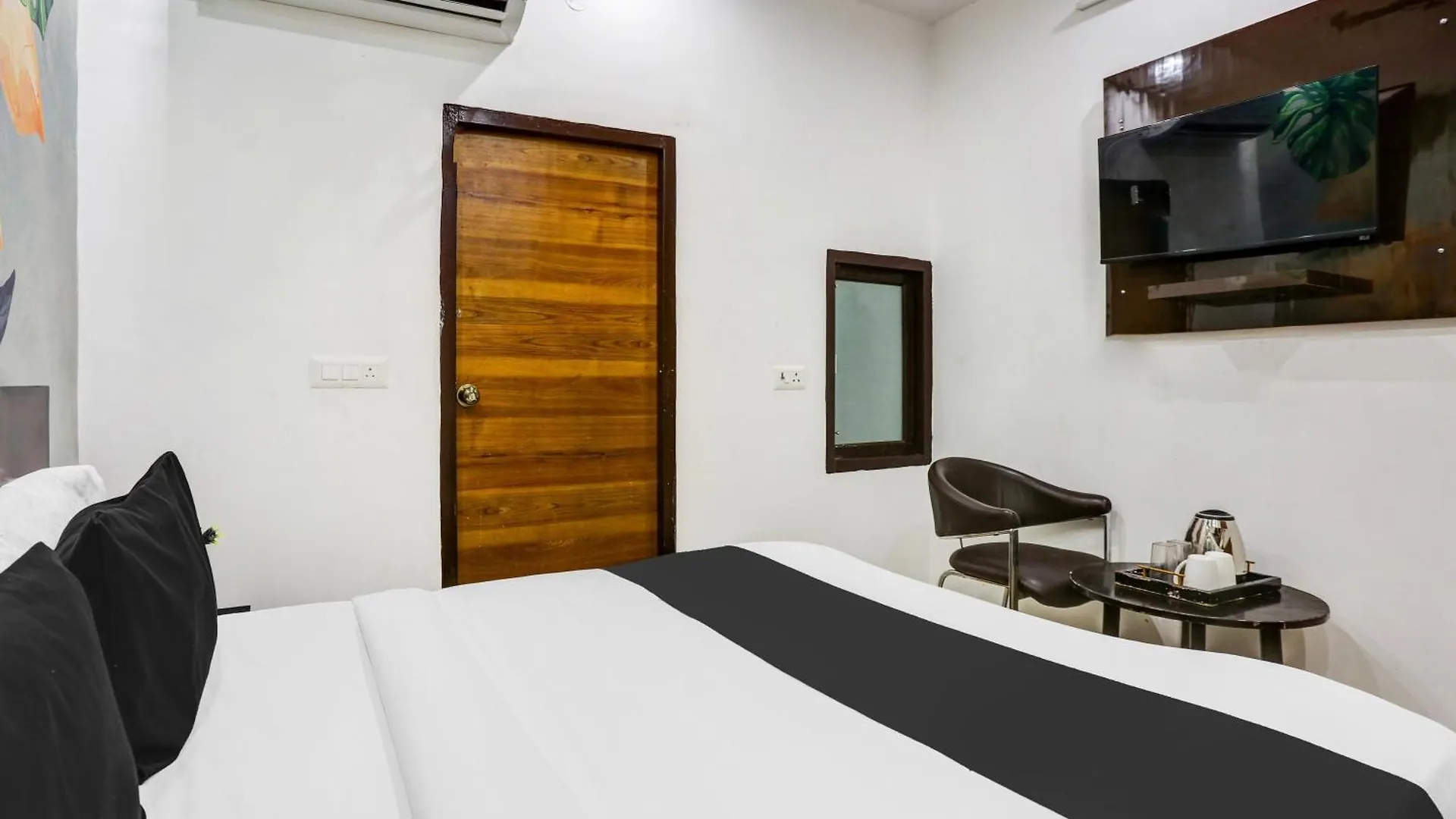Hotel O Stay International New Delhi India